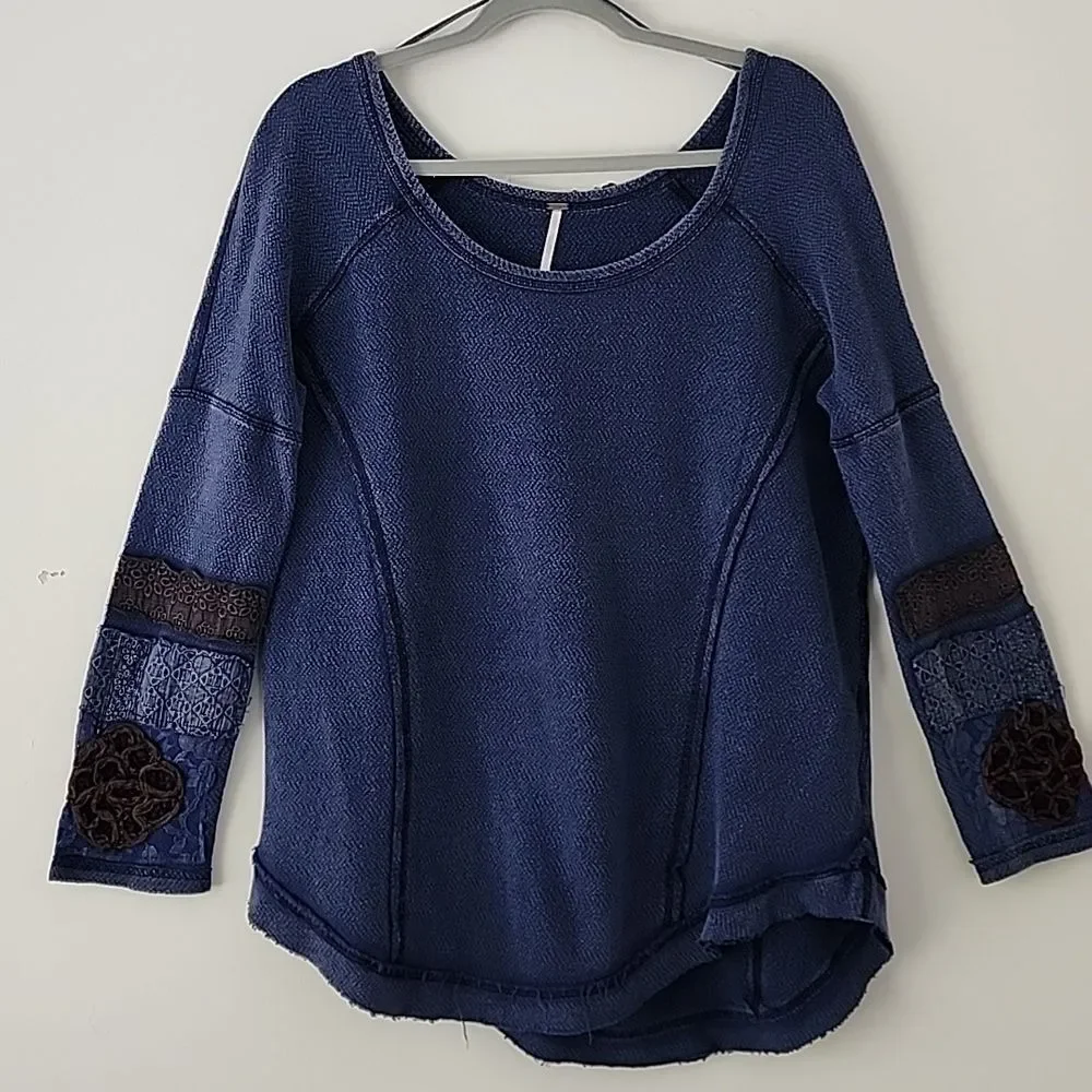 Free People You Dont Own Me Navy Embroidered Oversized Long Sleeves Tunic Top M - Picture 6 of 11